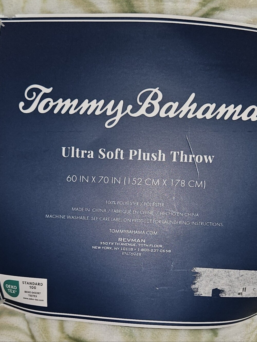 NWT Tommy Bahama Ultra Soft Plush Throw - Picture 3 of 10